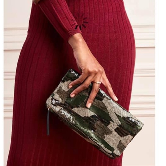 Stella & Dot Handbags - Margeaux Clutch